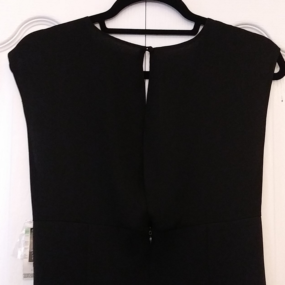 Metaphorl Sexy Cowl-neck, Black Dress, Front Zipper, Back Keyhole/ Zipper L - Picture 9 of 13